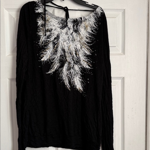 Miley Cyrus & Max Azria Tops - Miley Cyrus Miley max azria Black Feather Print Women's Top